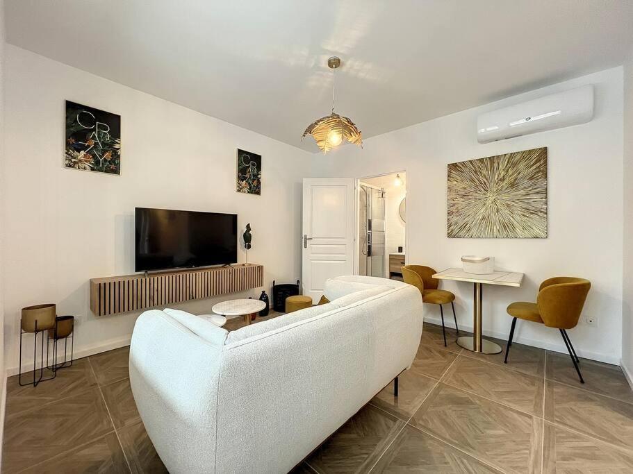 Loft Raffine Et Chic Au Calme Proche Du Centre De Beziers Et Des Plages Lägenhet Boujan-sur-Libron Exteriör bild