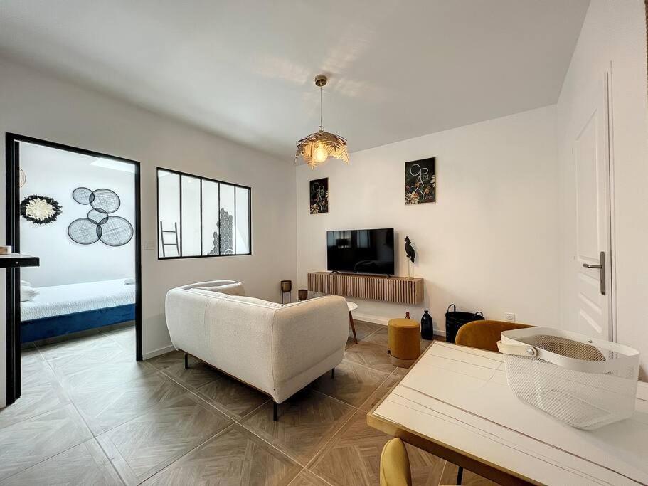 Loft Raffine Et Chic Au Calme Proche Du Centre De Beziers Et Des Plages Lägenhet Boujan-sur-Libron Exteriör bild